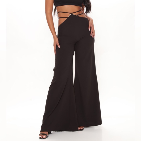 Fashion Nova NWT Black Nicolette Wide Leg Pants Size XL - Picture 2 of 12